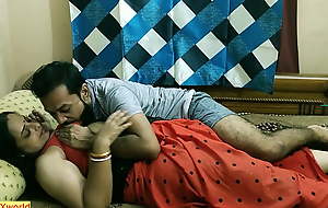 Hot bhabhi makes happy her boss with the best making love