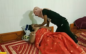 Indian beautiful bhabhi hardcore sex with keep out sneak-thief at night!!