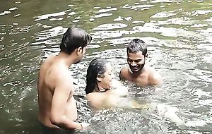 DIRTY BIG BOOBS BHABI BATH IN POND In all directions  HANDSOME DEBORJI (OUTDOOR)