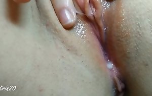 Close-up Masturbation.wet twat dripping with slime