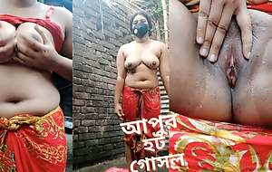 My stepsister make the brush neaten video. Beautiful Bangladeshi girl big gut mature shower in the matter of full naked