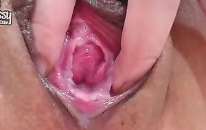 Close-ups of squirting oriental pussy