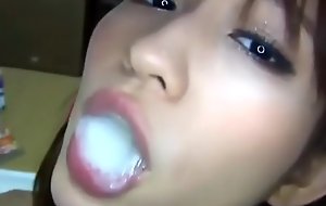 Japanese non-specific swallows merging loads of thick cum