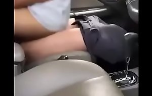 เย็ดบนรถ