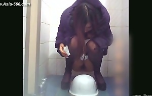 chinese girls result in toilet.66