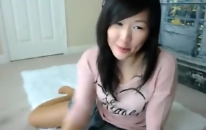 Young cute Asian girl live Curse at homemade Ver01 - Asian Webcam 2014120101