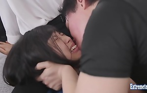Idol Ichiki Mahiro Asks To Be Attacked By Work Colleague Gets Roughed Up As That babe Fucks Extreme Action