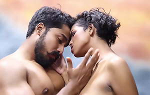 Aang Laga De - Its all about a touch. Brisk dusting